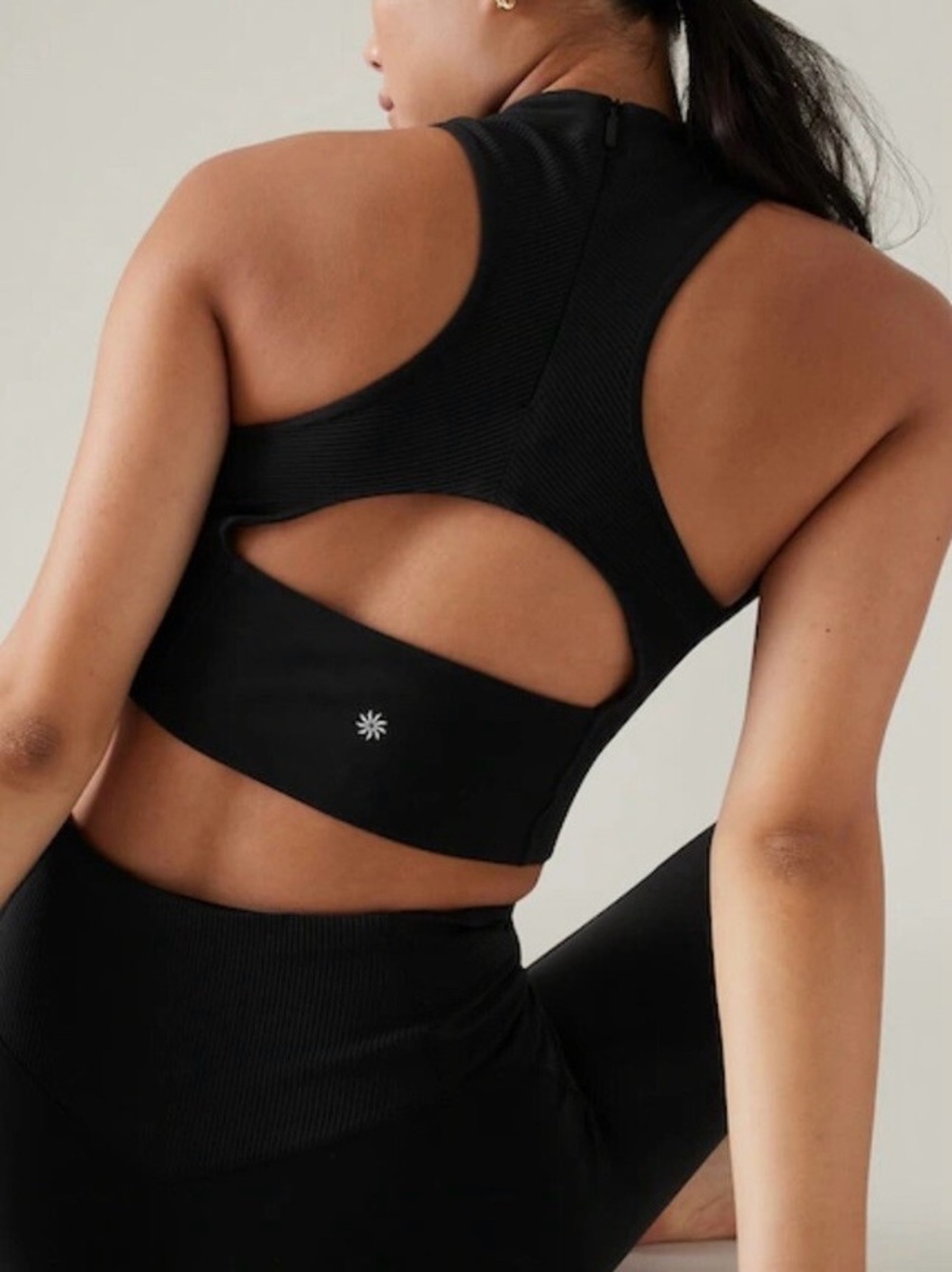 Athleta High Neck Crop Tank Black Size Small NWOT - Picture 2 of 8